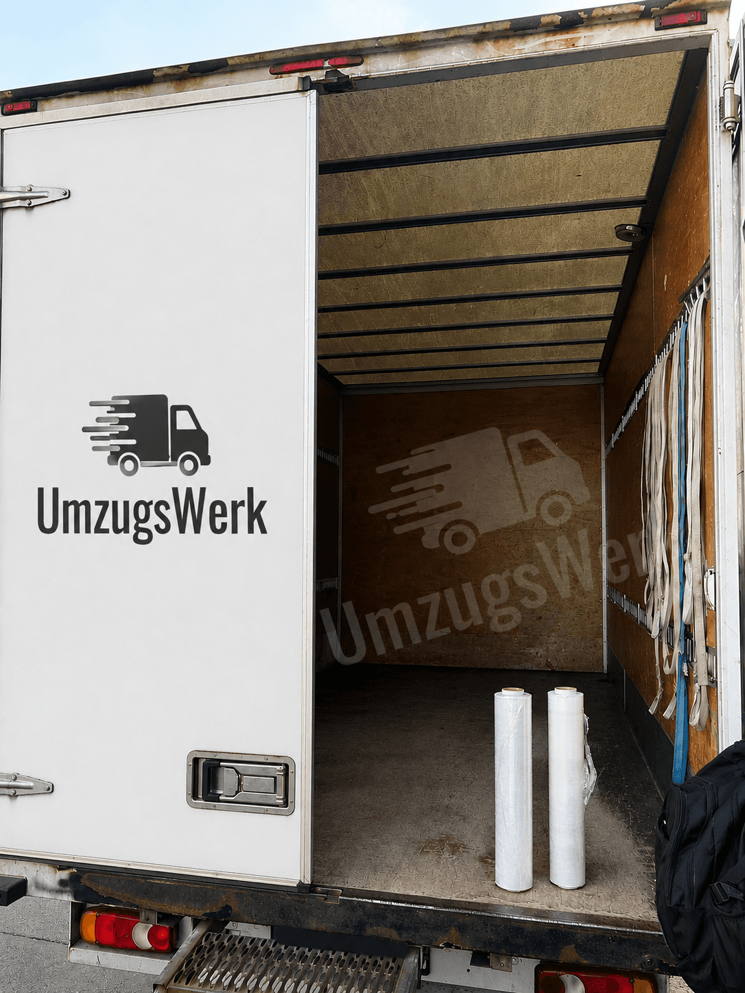 Sauber vorbereiteter Umzugstransporter